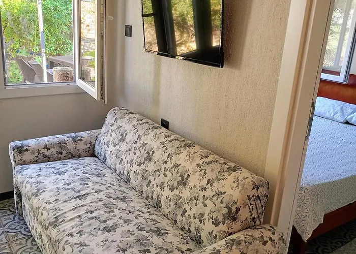 Prázdninový dům Kendine Oezgue Huzur Doga Ve Deniz Keyfini Yasayin Çeşme