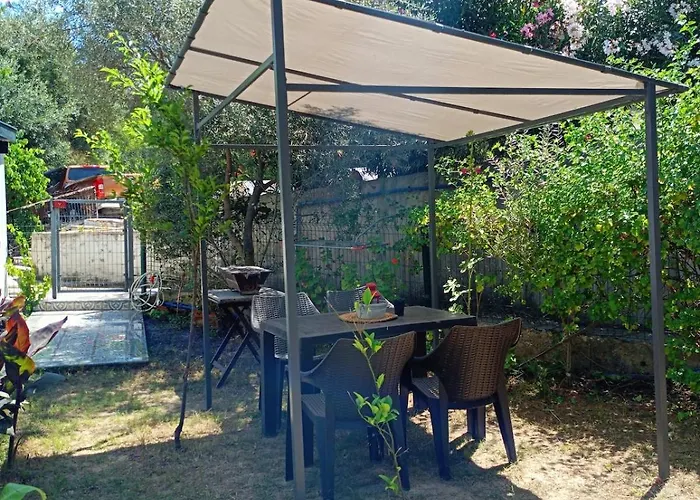 Kendine Oezgue Huzur Doga Ve Deniz Keyfini Yasayin * Çeşme